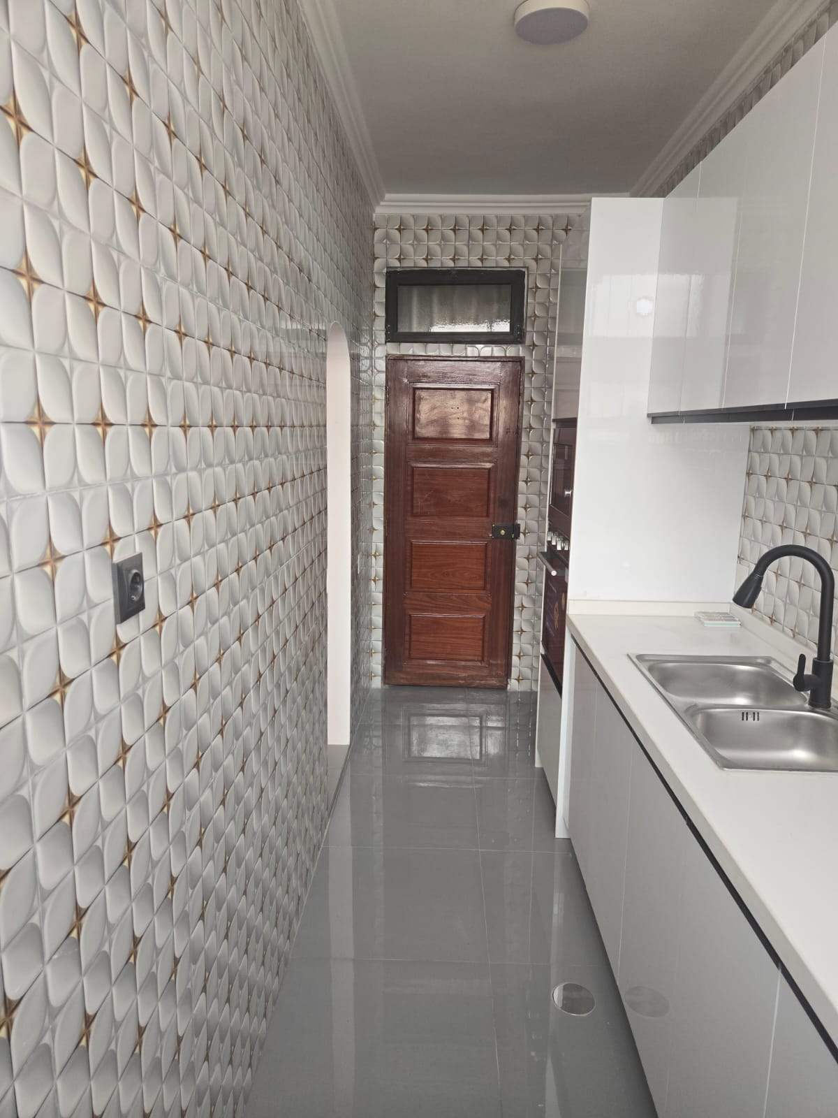 Apartamento T1 no Miramar foto