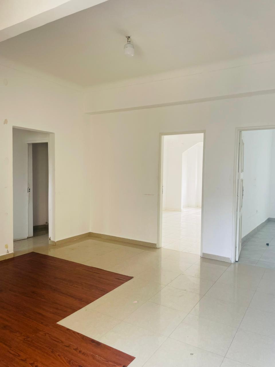 Apartamento T2 na Mutamba