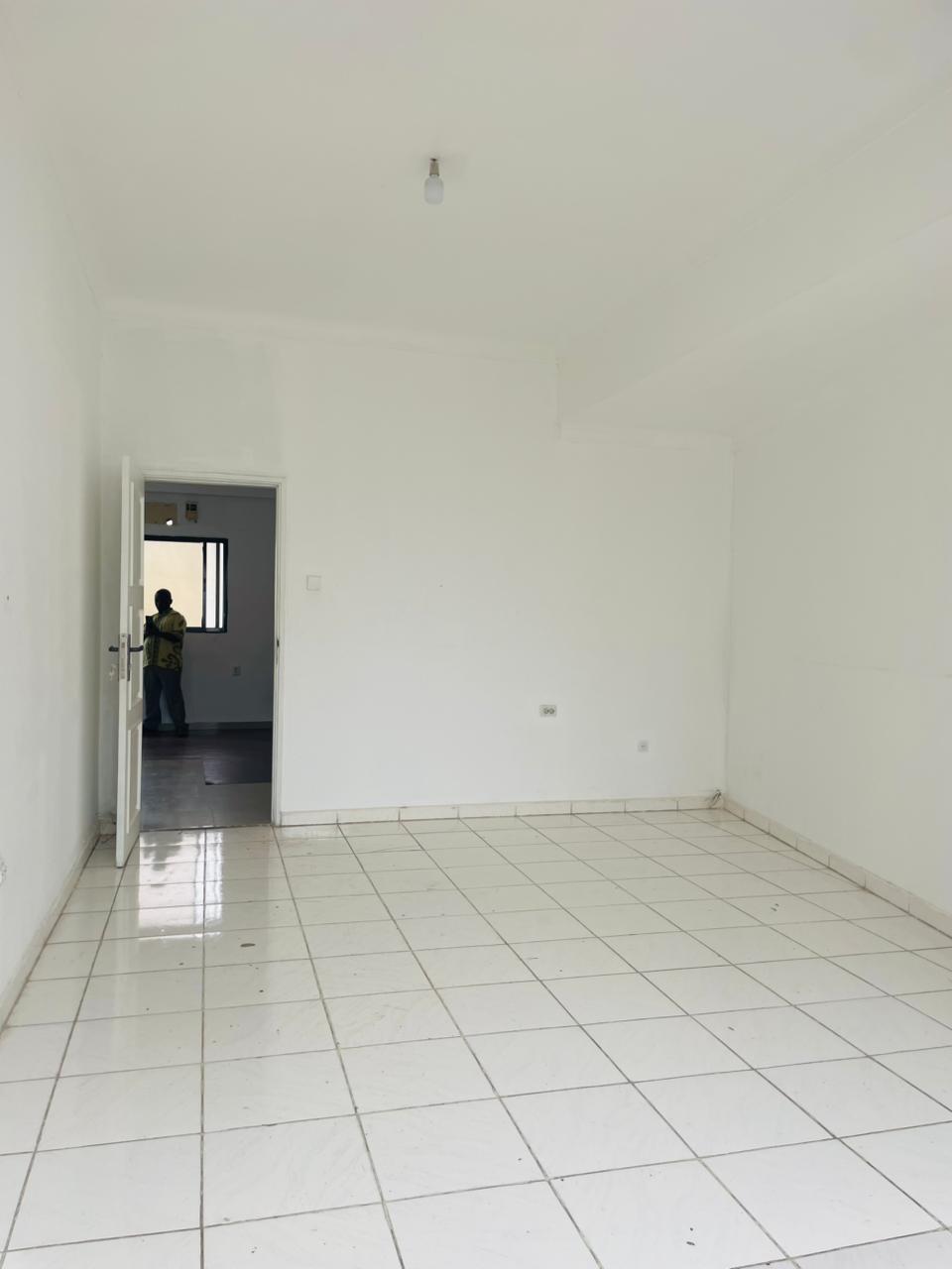 Apartamento T2 na Mutamba foto